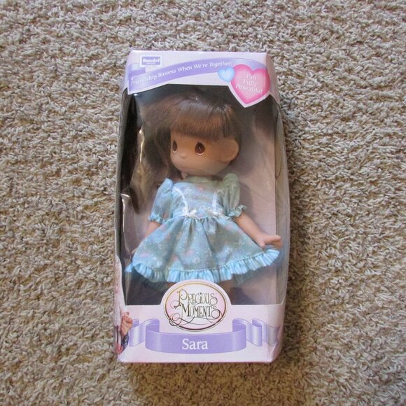 NEW Precious Moments Doll Sara 1995 Vintage 10 inch Vinyl Poseable Doll Brown Hr - Picture 1 of 2